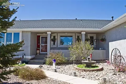 10215 Tercel Dr, Peyton, CO 80831 photo 2