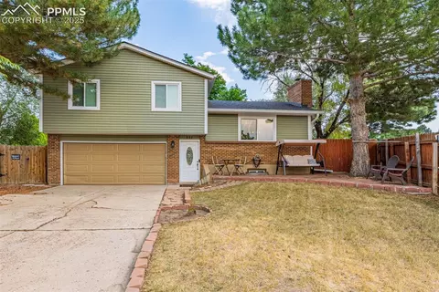 851 Hoosier Dr, Colorado Springs, CO 80916