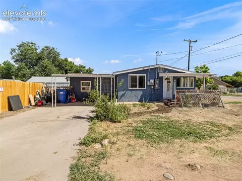 1611 Locust St, Canon City, CO 81212