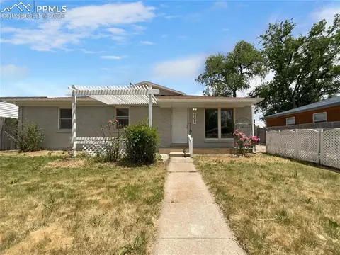 905 Tia Juana St, Colorado Springs, CO 80909