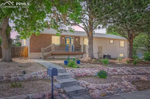 3660 E Wade Ln, Colorado Springs, CO 80917