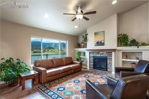 15744 Blue Pearl Ct, Monument, CO 80132 photo 9