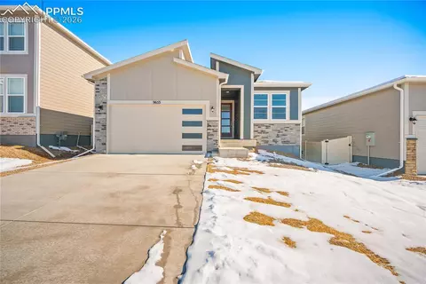 9653 Pinpoint Dr, Fountain, CO 80817