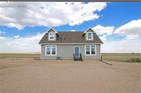 37201 E Jones Rd, Yoder, CO 80864 photo 2
