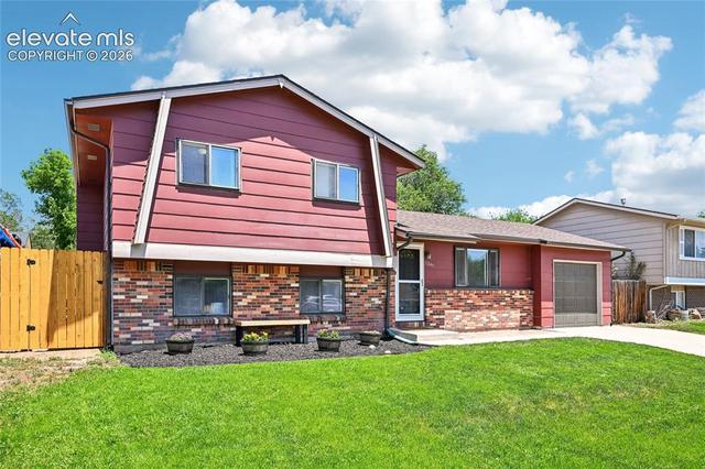 1346 Commanchero Dr, Colorado Springs, CO 80915
