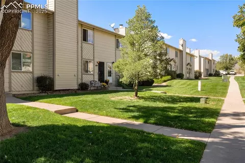 1874 Lanka Ln, Colorado Springs, CO 80915