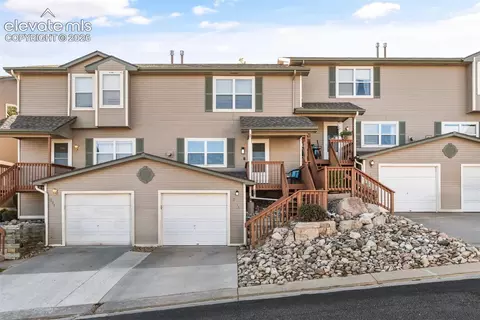 3211 Hearthridge Cir, Colorado Springs, CO 80918