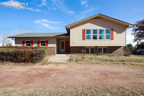 3535 Via Tierra Dr, Colorado Springs, CO 80911