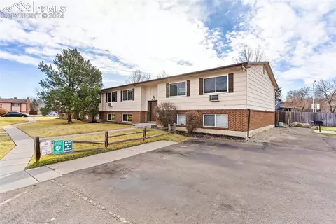 6602 W Dublin Loop #1, Colorado Springs, CO 80918