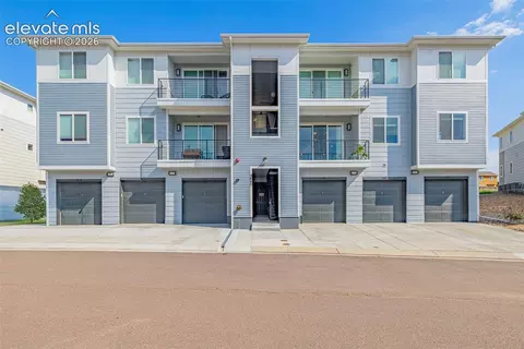 3845 Presidio Pt #102, Colorado Springs, CO 80920