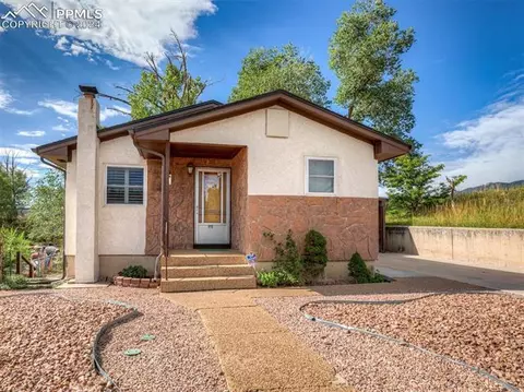925 W Monroe St, Colorado Springs, CO 80907