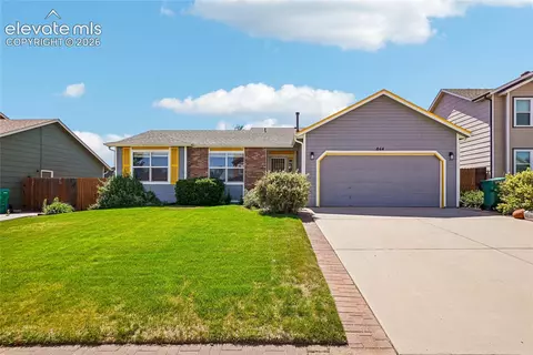 844 Foxwood Dr, Colorado Springs, CO 80911