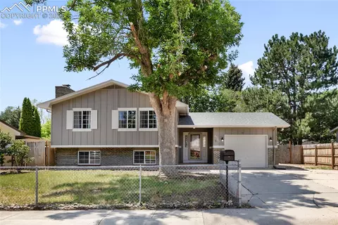 6715 President Ave, Colorado Springs, CO 80911