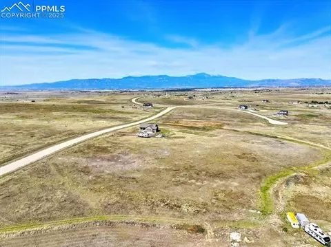 2915 Hoofprint Rd, Peyton, CO 80831 photo 6