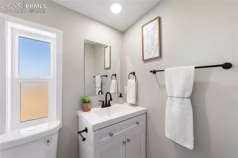 35275 Book Rd, Yoder, CO 80864 photo 12