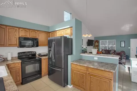9640 E 112th Dr, Henderson, CO 80640 photo 7