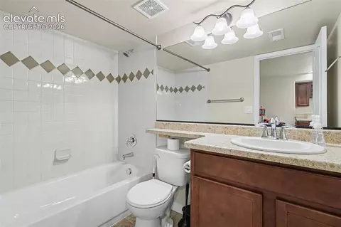 Bath - 12172 Eagle Crest Ct, Peyton, CO 80831 photo 4 of 5