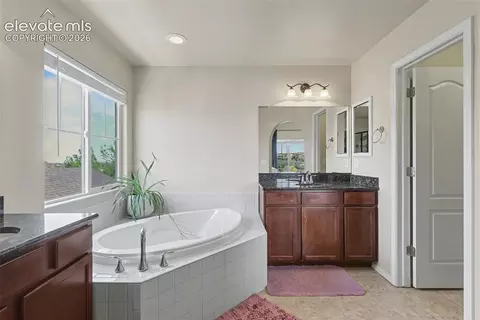 Bath - 12172 Eagle Crest Ct, Peyton, CO 80831 photo 2 of 5