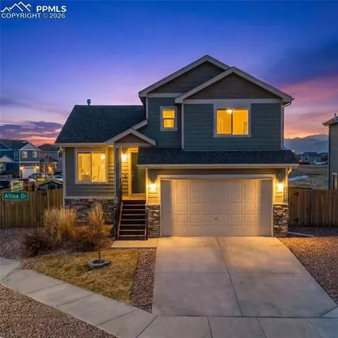 6882 Alsea Dr, Colorado Springs, CO 80925