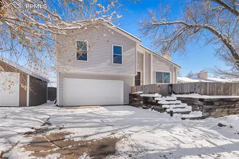 910 Fountain Mesa Rd, Fountain, CO 80817