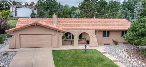 633 Golden Hills Rd, Colorado Springs, CO 80919