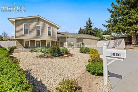 5050 N Splendid Cir, Colorado Springs, CO 80917