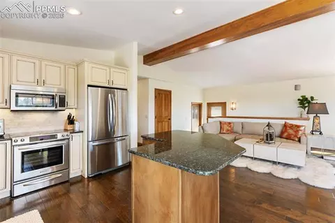 Kitchen - 4265 County Road 51 Rd, Divide, CO 80814 photo 5 of 6
