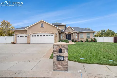 5135 Sonoma Dr, Pueblo, CO 81005