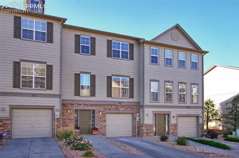957 Burning Bush Pt, Monument, CO 80132