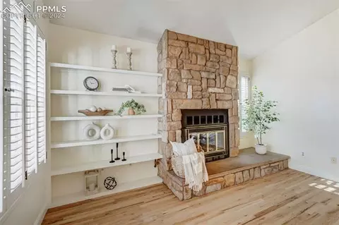 234 Cobblestone Dr, Colorado Springs, CO 80906
