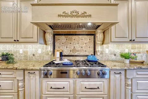 Kitchen - 3200 Elk Rdg, Divide, CO 80814 photo 2 of 3