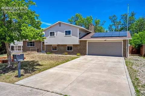 6665 Brook Park Dr, Colorado Springs, CO 80918