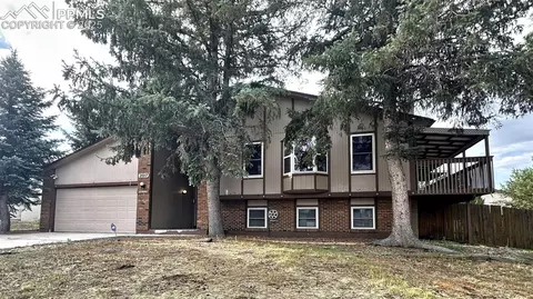 2017 Independence Dr, Colorado Springs, CO 80920
