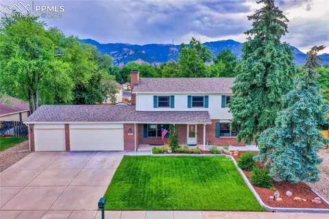 3004 W Springlake Cir, Colorado Springs, CO 80906