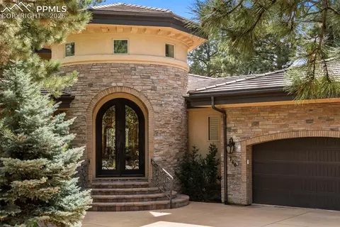 740 Silver Oak Grv, Colorado Springs, CO 80906