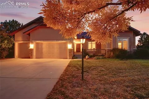 2471 Willow Glen Dr, Colorado Springs, CO 80920
