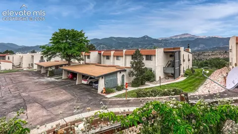 1118 Fontmore Rd #B, Colorado Springs, CO 80904