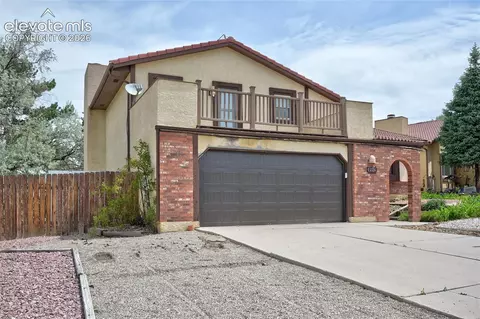 8435 Contrails Dr, Colorado Springs, CO 80920