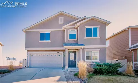 7487 Benecia Dr, Fountain, CO 80817