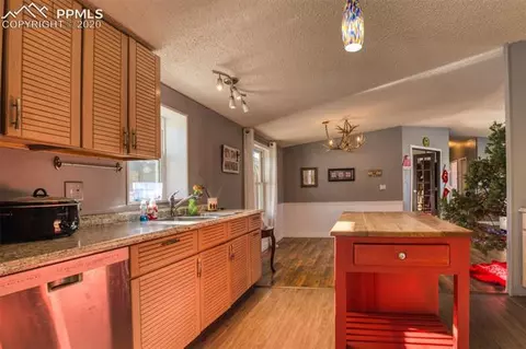 202 Elfin Glen Dr, Divide, CO 80814 photo 12