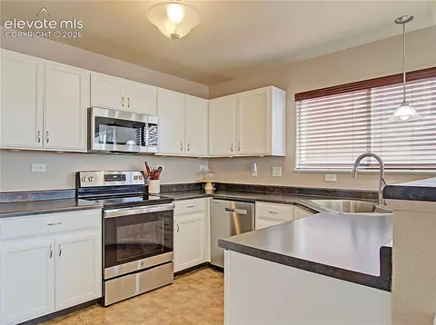 13026 Devils Thumb Pl, Peyton, CO 80831 photo 8
