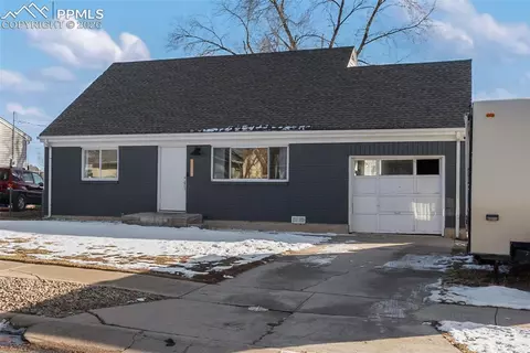 1211 Cumberland St, Colorado Springs, CO 80907