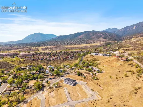 1124 Babette Hts, Colorado Springs, CO 80904
