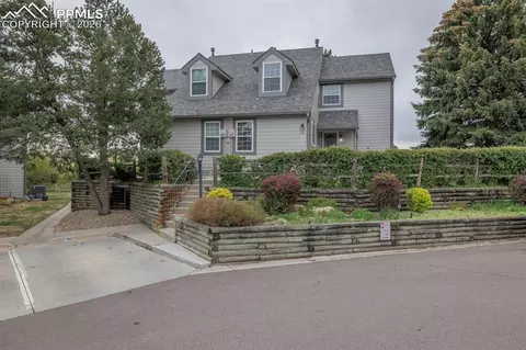 302 Cobblestone Dr, Colorado Springs, CO 80906