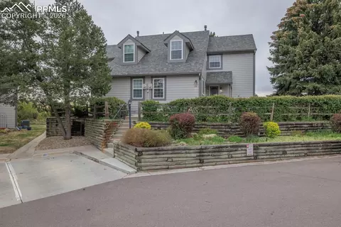 302 Cobblestone Dr, Colorado Springs, CO 80906