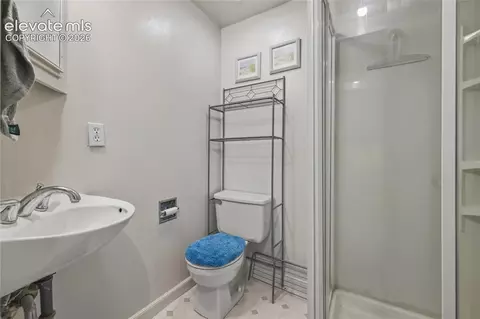 Bath - 960 6th St, Limon, CO 80828 photo 3 of 3