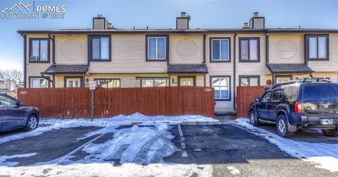 2370 Lexington Village Ln, Colorado Springs, CO 80916