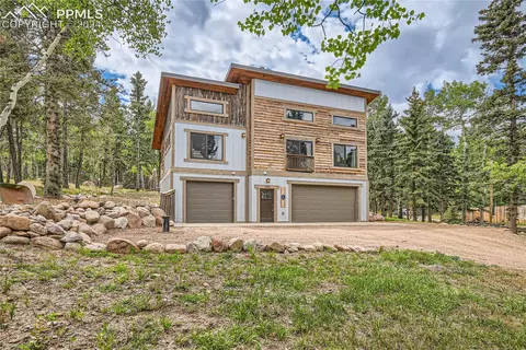 902 Sir Richard Dr, Divide, CO 80814