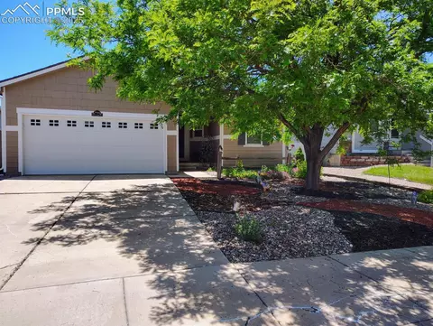 7769 Barn Owl Dr, Fountain, CO 80817