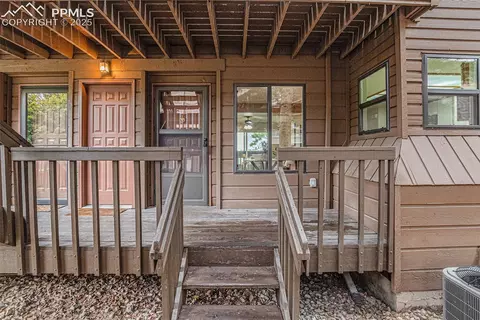 929 Moorings Dr, Colorado Springs, CO 80906